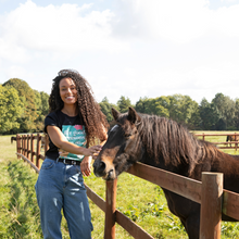 Five Good Reasons To Go Vegan Women's Rolled Sleeve Tee - Black Viva! Shop