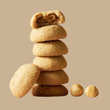 Rhythm 108 Organic Vegan Golden Salted Caramel Filled Biscuits Sharing Bag 134g