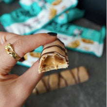 LoveRaw Salted Caramel Chocolate Cre&m Filled Wafer Bars 43g Viva! Shop